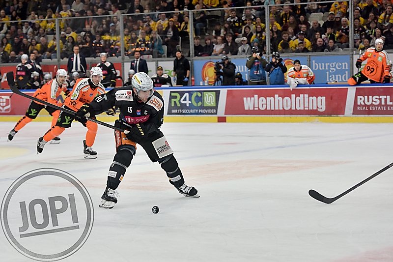 20251012_78590_VIC_Graz99