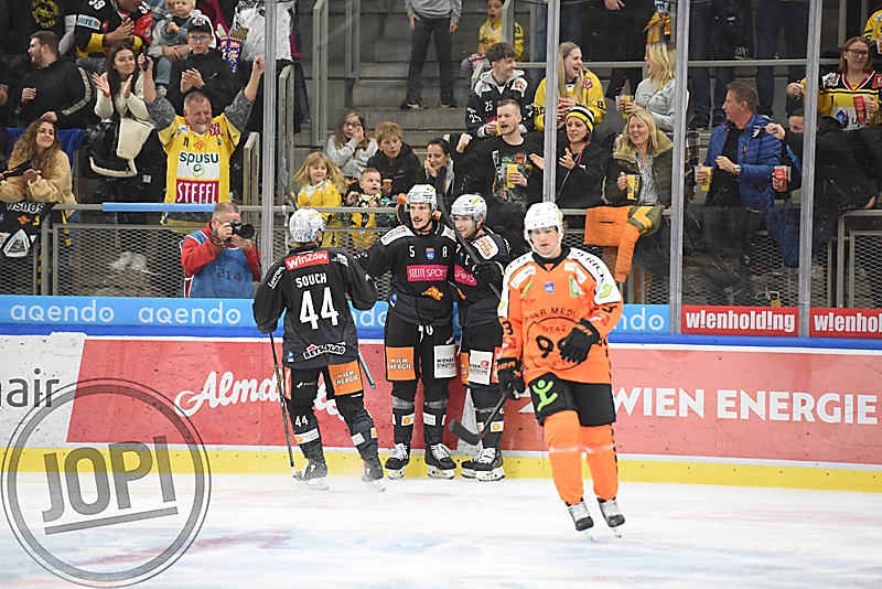 20251012_78599_VIC_Graz99